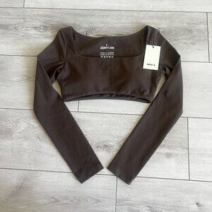 NWT AZUR Fit Classic Fit Scoop Neck Walnut Long Sleeve Crop Top Women's Small